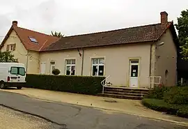 The town hall in Sévry