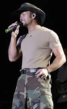 McGraw performing for the United States Air Force in 2003