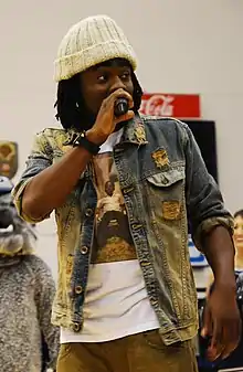 Wale performing at Georgetown University's 2010 Midnight Madness