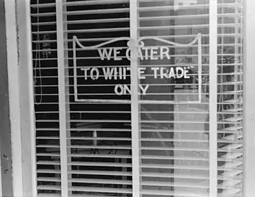 A sign on a restaurant window in Lancaster, Ohio