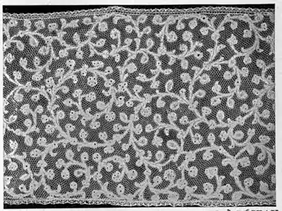 1911 Britannica - Lace 16.jpg