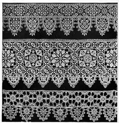 1911 Britannica - Lace 3.jpg