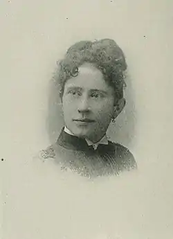 BELLE HOWARD.jpg