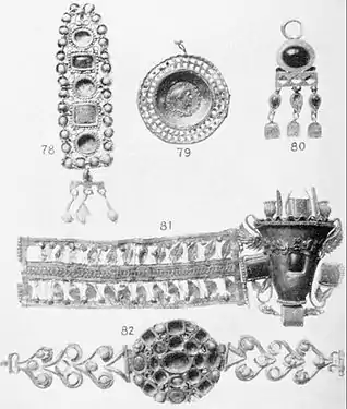 EB1911 Jewelry - Roman.jpg