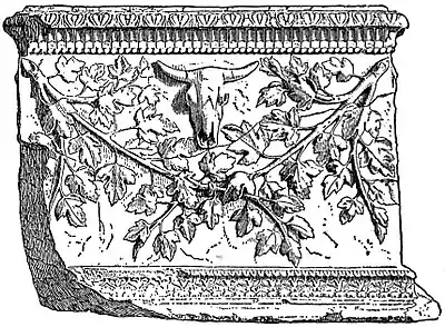 EB1911 Roman Art - Altar with Plane-leaves.jpg