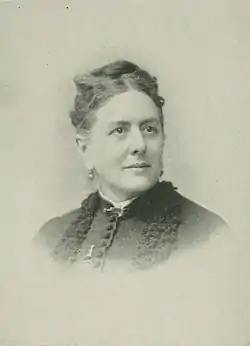 ELIZABETH EDGAR.jpg